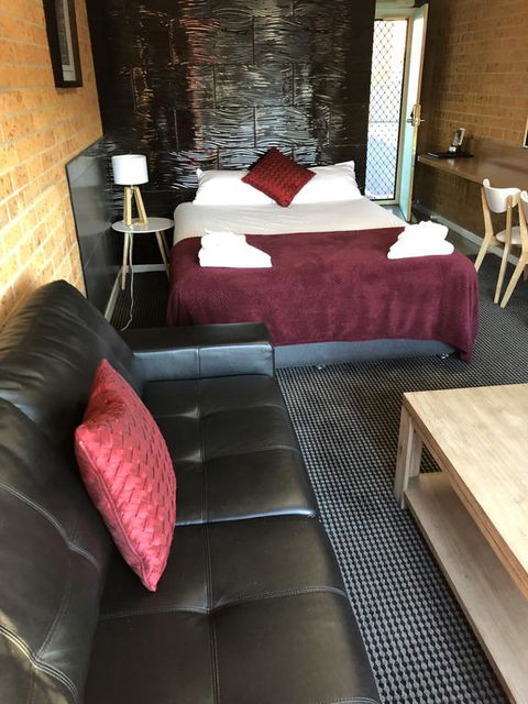Tamworth Central Motel - Accommodation VIC 2