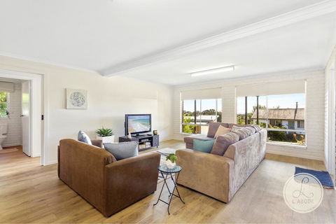 TASSIE SEASIDE SERENITY - L'Abode Accommodation - Accommodation VIC 1