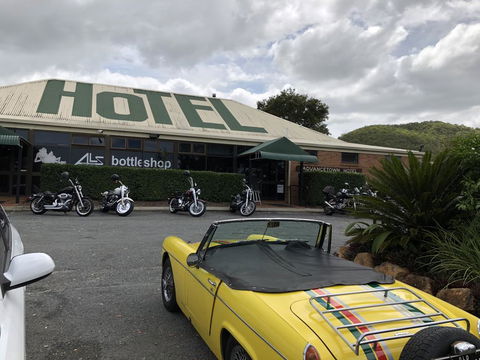 The Advancetown Hotel - Accommodation VIC 1