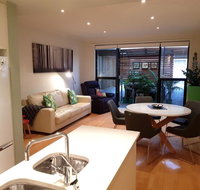 The Artisan - 3BR House In The City - Accommodation VIC