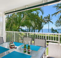 The Beach House 3BR Waterfront Apartment Own WIFI - Accommodation VIC