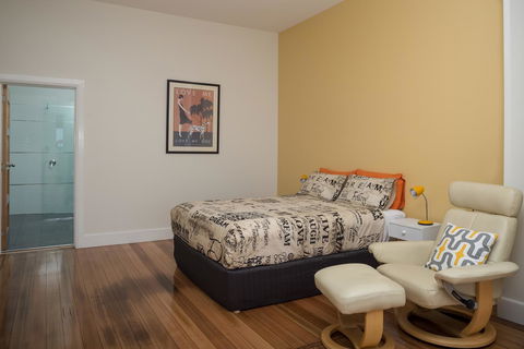 Penguin Waterfront Escape - Accommodation VIC 19