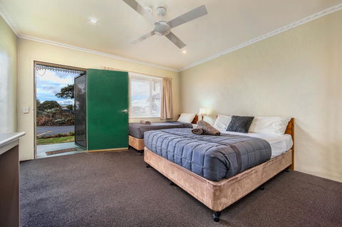 Wintersun Gardens Motel - Accommodation VIC 18
