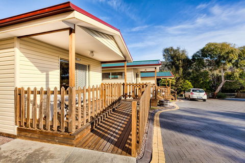 Wintersun Gardens Motel - Accommodation VIC 6