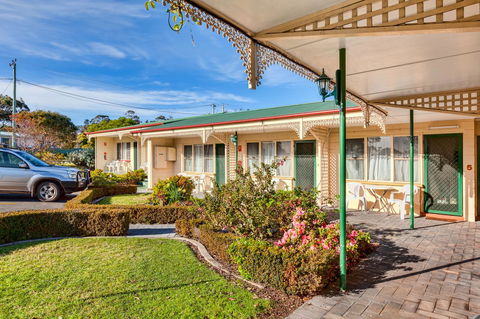 Wintersun Gardens Motel - Accommodation VIC 27