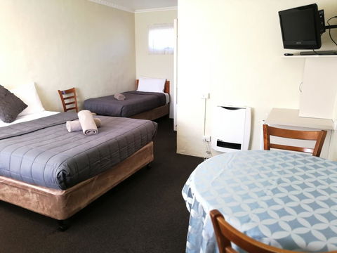 Wintersun Gardens Motel - Accommodation VIC 11