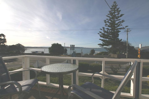Freycinet Waters - Accommodation VIC 29