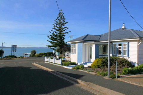 Freycinet Waters - Accommodation VIC 0