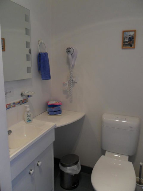 Freycinet Waters - Accommodation VIC 16