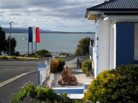 Freycinet Waters - Accommodation VIC 26
