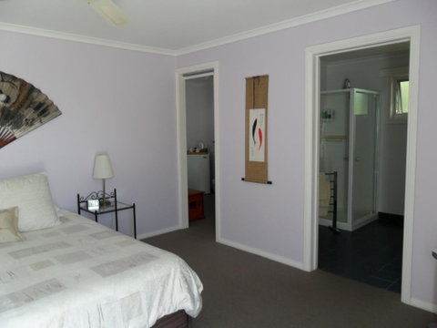 Freycinet Waters - Accommodation VIC 14