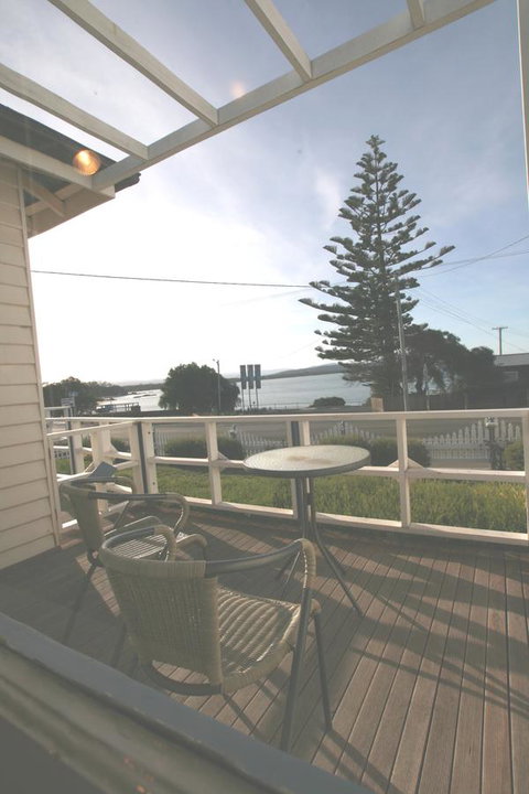 Freycinet Waters - Accommodation VIC 21