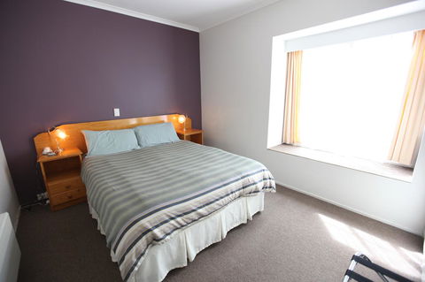 The Fox And Hounds Historic Hotel - Accommodation VIC 12