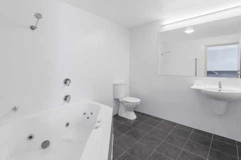 Travelodge Hotel Hobart Airport - Accommodation VIC 11