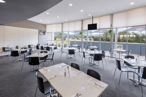 Travelodge Hotel Hobart Airport - Accommodation VIC 16