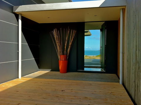 Cloudy Bay Beach House - Accommodation VIC 17