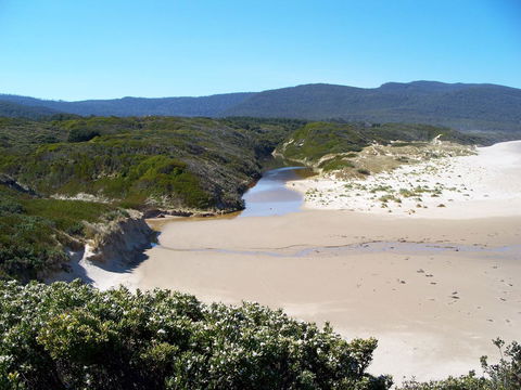 Cloudy Bay Beach House - Accommodation VIC 13