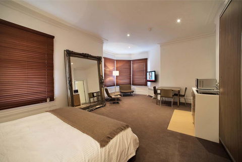 Ikon Hotel - Accommodation VIC 19