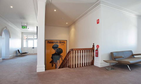 Ikon Hotel - Accommodation VIC 5