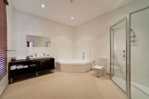 Ikon Hotel - Accommodation VIC 16
