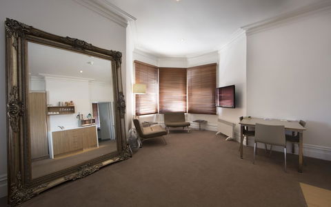 Ikon Hotel - Accommodation VIC 12