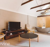 Devine Stays - Hayloft on ELizabeth - Accommodation VIC