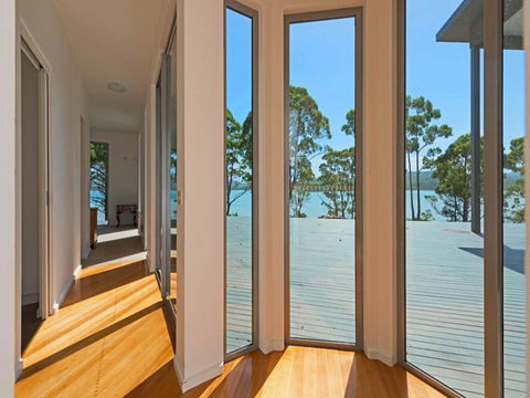 Cloudy Bay Lagoon Estate - Accommodation VIC 11