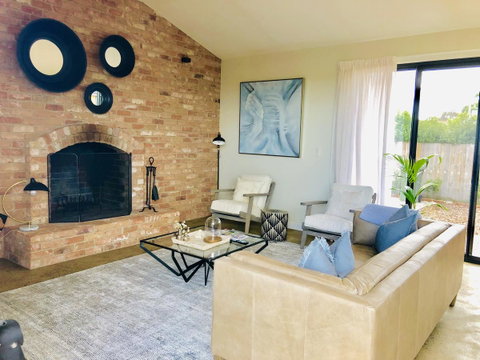EMBRACING EVANDALE - Hosted By L'Abode Accommodation - Accommodation VIC 5