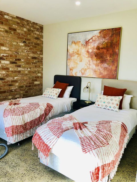EMBRACING EVANDALE - Hosted By L'Abode Accommodation - Accommodation VIC 4
