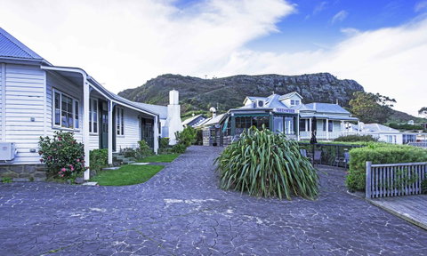 Touchwood Cottages - Accommodation VIC 4