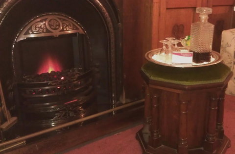 Touchwood Cottages - Accommodation VIC 27