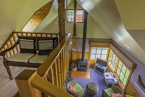 Touchwood Cottages - Accommodation VIC 30