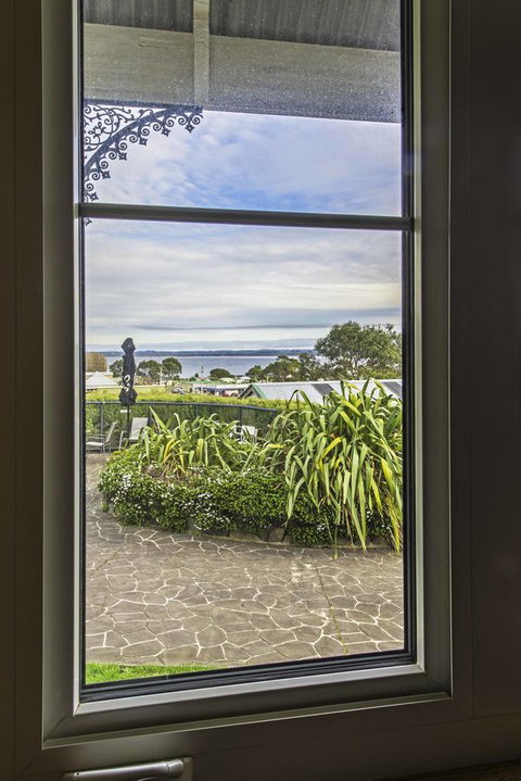 Touchwood Cottages - Accommodation VIC 42