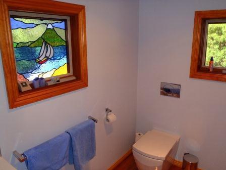 The Tree House - Accommodation VIC 9
