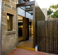 Stone Flower - Accommodation VIC