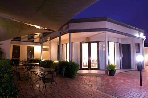 The Waverley International Hotel - Accommodation VIC 29