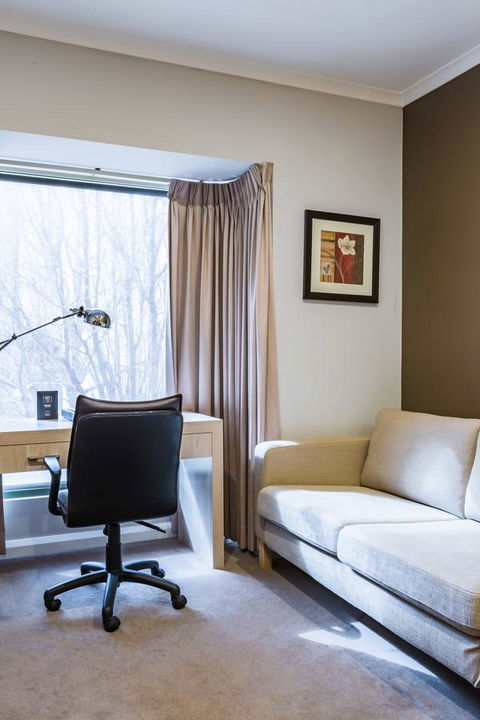 The Waverley International Hotel - Accommodation VIC 16