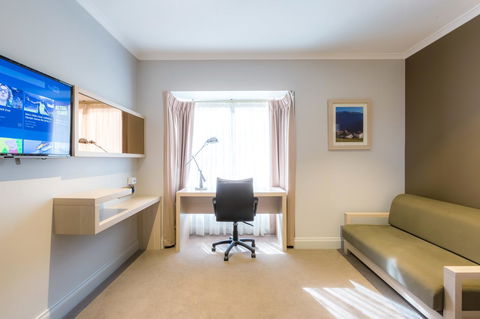 The Waverley International Hotel - Accommodation VIC 17