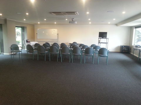 The Waverley International Hotel - Accommodation VIC 30