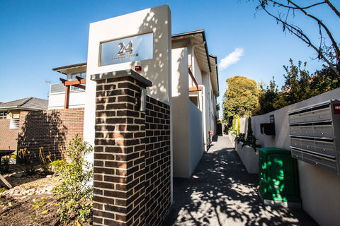 The Waverley International Hotel - Accommodation VIC 43