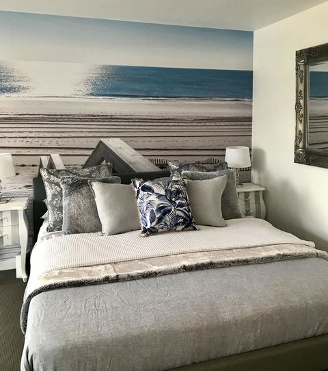 Lorne World - Accommodation VIC 10