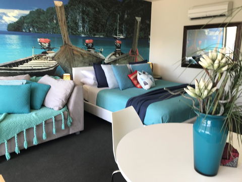 Lorne World - Accommodation VIC 30