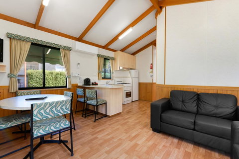Bright Riverside Holiday Park - Accommodation VIC 23
