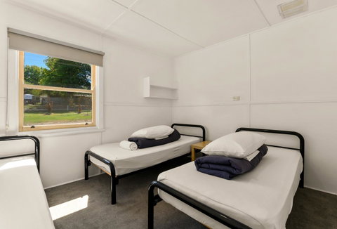 Bright Riverside Holiday Park - Accommodation VIC 1