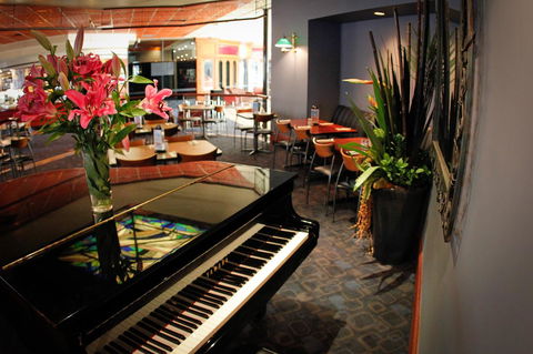 Nightcap At Matthew Flinders Hotel - Accommodation VIC 8