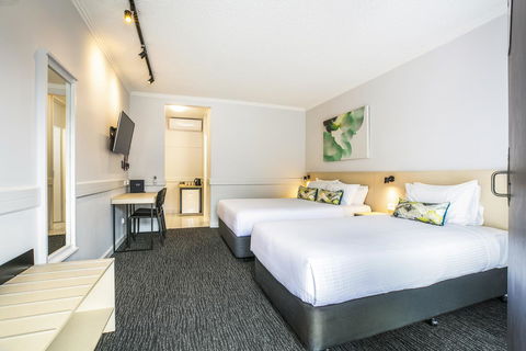 Nightcap At Matthew Flinders Hotel - Accommodation VIC 0