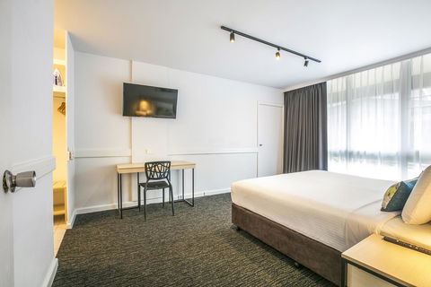 Nightcap At Matthew Flinders Hotel - Accommodation VIC 21