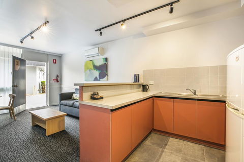 Nightcap At Matthew Flinders Hotel - Accommodation VIC 22