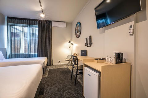 Nightcap At Keysborough Hotel - Accommodation VIC 24