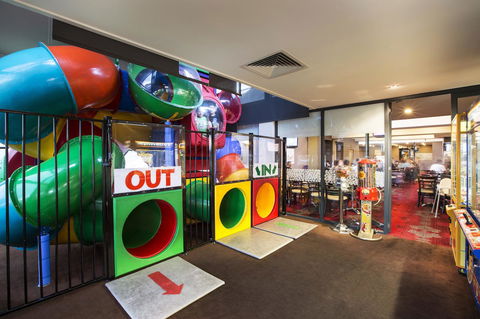 Nightcap At Keysborough Hotel - Accommodation VIC 5